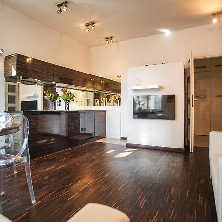 Apartament Powisle ワルシャワ エクステリア 写真